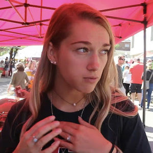 Meet your Posher, Lauren